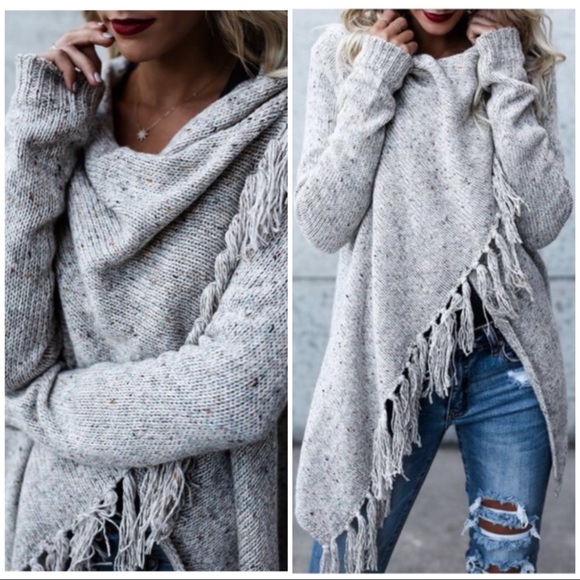 RESTOCK KAYLA GREY tassels sweater/ top- Cardigan - Picture 2 of 3